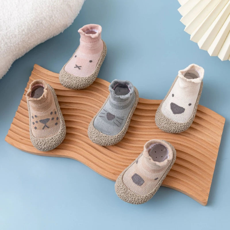 Baby Toddler Shoes Spring and Autumn Baby Breathable Soft Rubber Sole Shoes Indoor and Outdoor Floor Socks